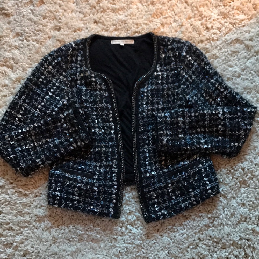 Cropped Jacket with chain and leather accents